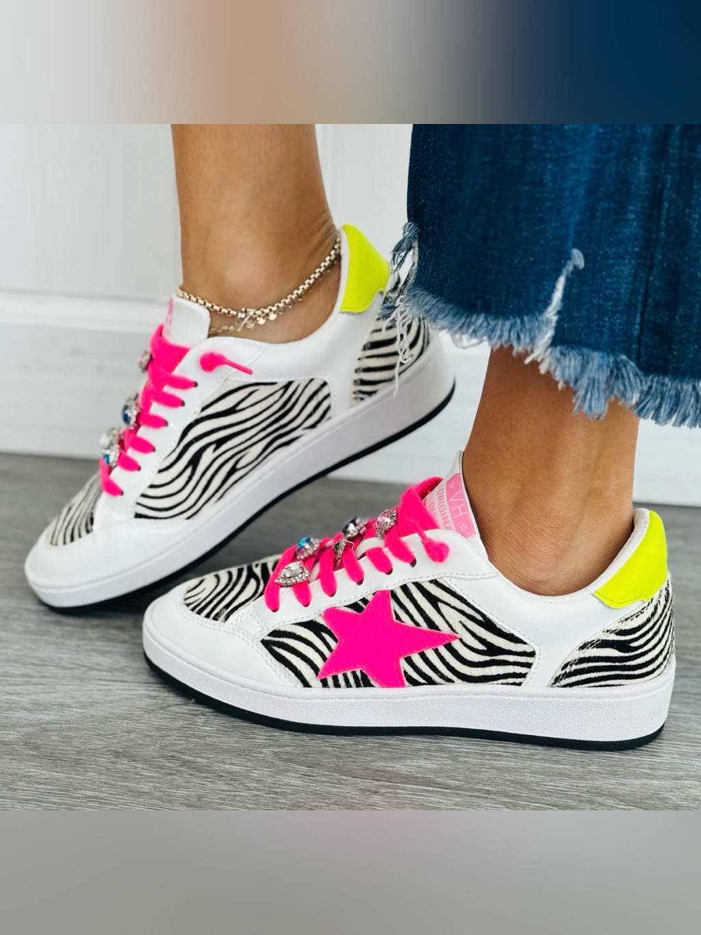 Vintage Havana Vhxwr Wild Gem Sneakers Zebra Print Gem Adorned Sneakers Size 7